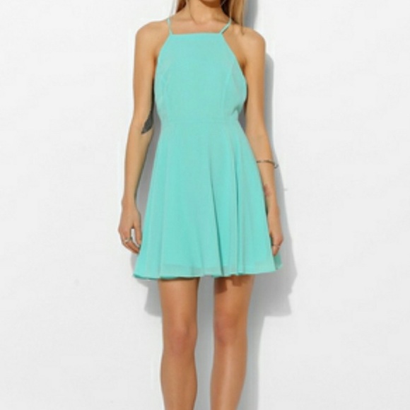 silence + noise Dresses & Skirts - Silence + Noise strappy green skater dress - sz 4